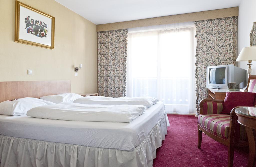 Hotel Alpenkrone Filzmoos Room photo