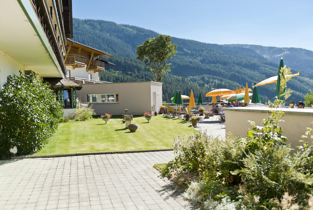 Hotel Alpenkrone Filzmoos Exterior photo